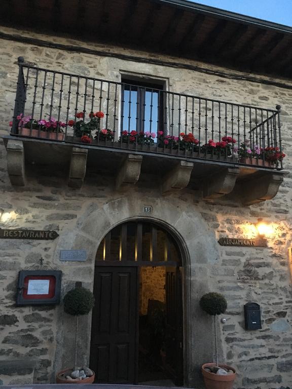 La Hoja De Roble Pensionat Puebla de Sanabria Exteriör bild